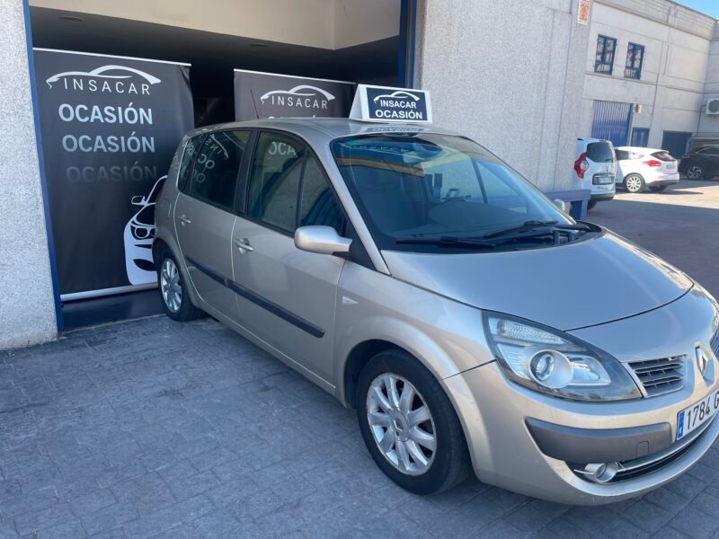 RENAULT Scenic 1.6 authentique