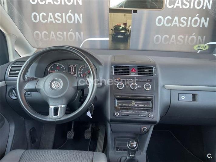 VOLKSWAGEN Touran 1.6 TDI Advance