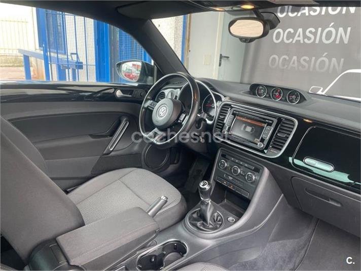 VOLKSWAGEN Beetle 1.6 TDI Design