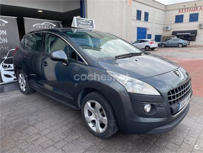 PEUGEOT 3008 Premium 1.6 HDI FAP