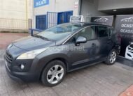 PEUGEOT 3008 Premium 1.6 HDI FAP