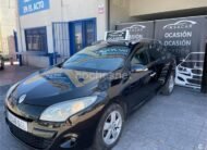 RENAULT Megane Sport Tourer Dynamique 1.6 16v