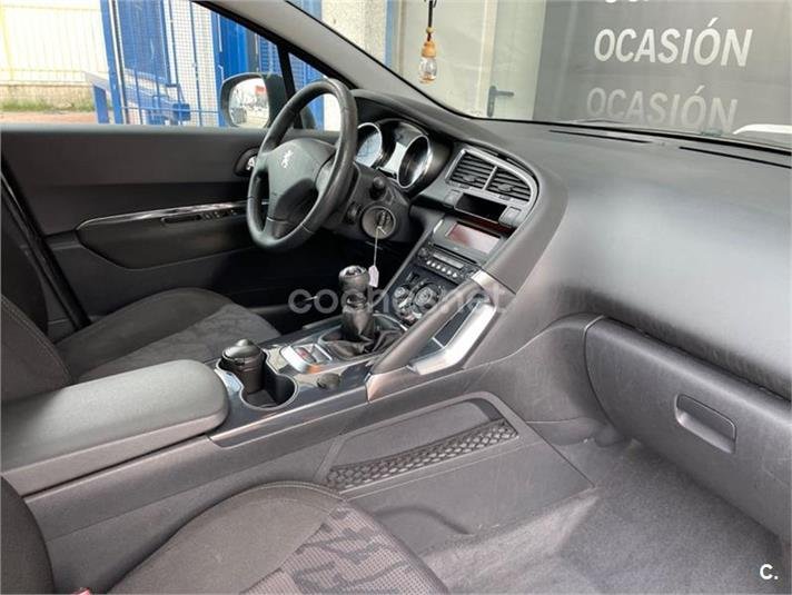 PEUGEOT 3008 Premium 1.6 HDI FAP